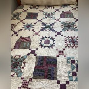 Charming Cottage Patchwork Quilt •Cotton • Full size